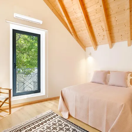 Lighthouse View Apartment *